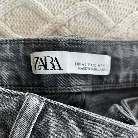 Zara Designer, Gray, Distressed Jeans Women’s Size 10 - Picture 13 of 16